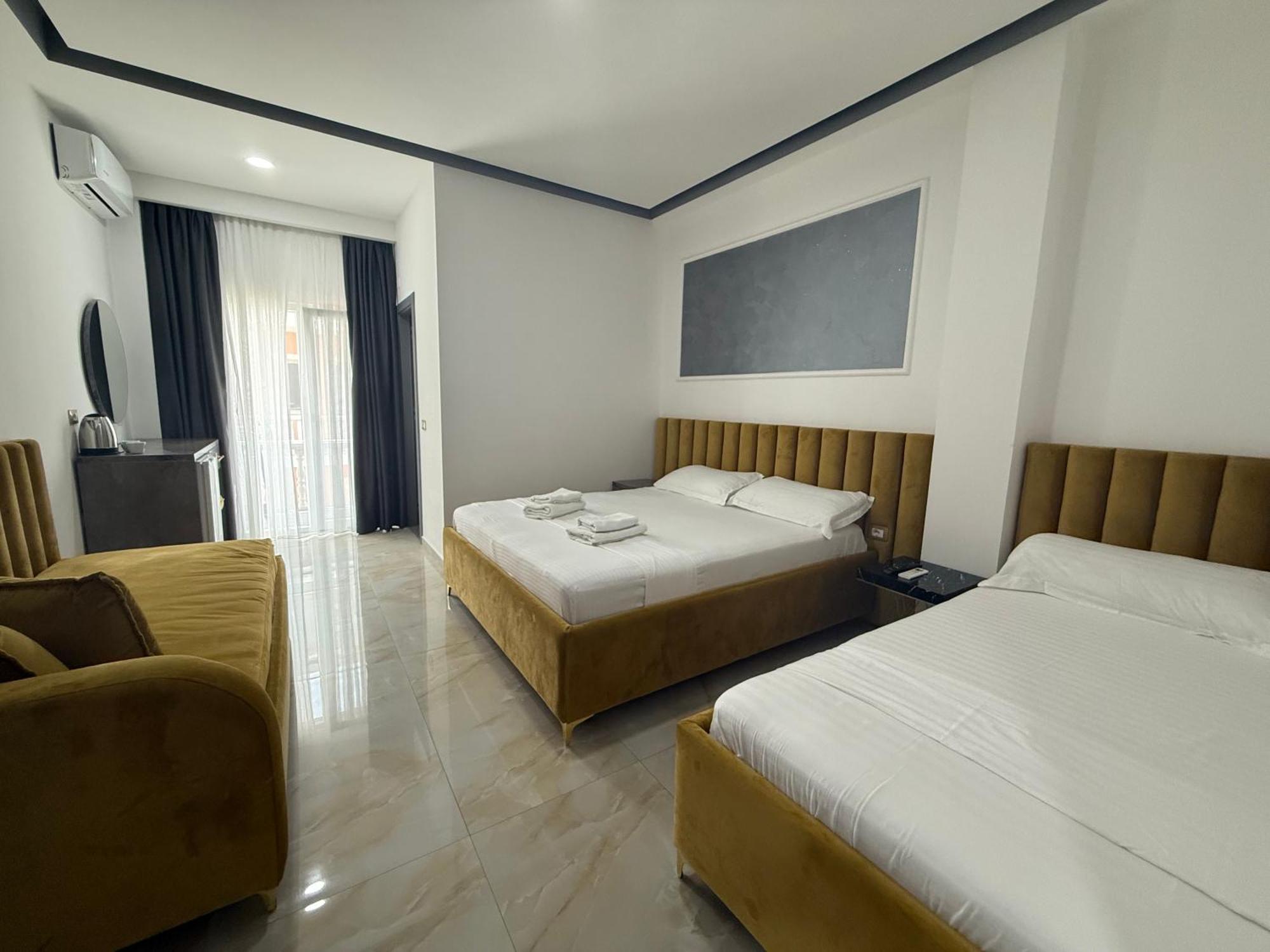 Hotel Leodori 1 Shengjin Exterior photo